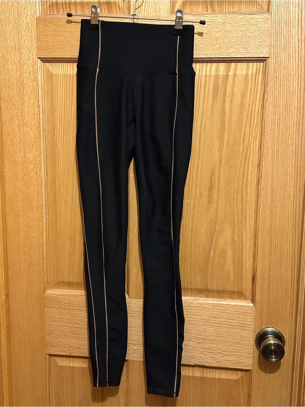 Abercrombie & fitch YPB black with tan trim  leggings size XXS tall